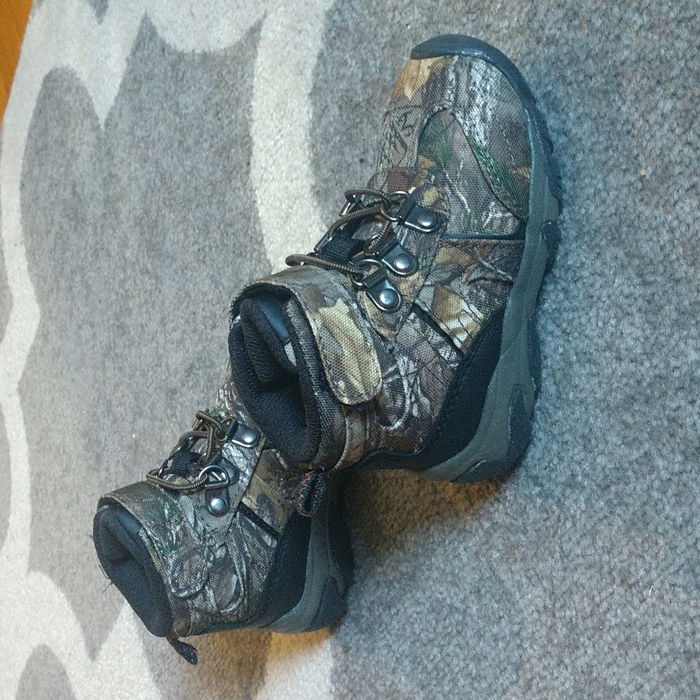 Ozark trail boots